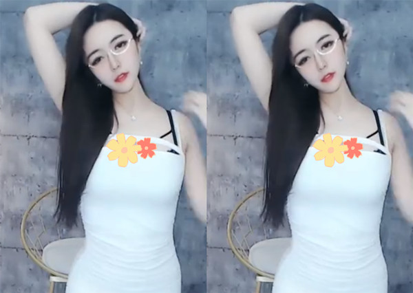 网易CC-小燃燃海报-看点影视